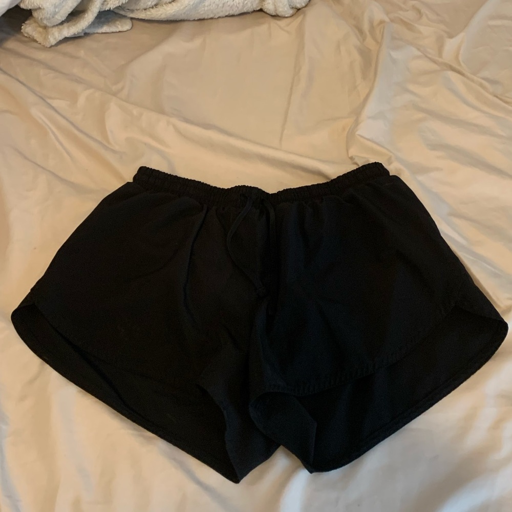 Women’s Old Navy Active Athletic Shorts